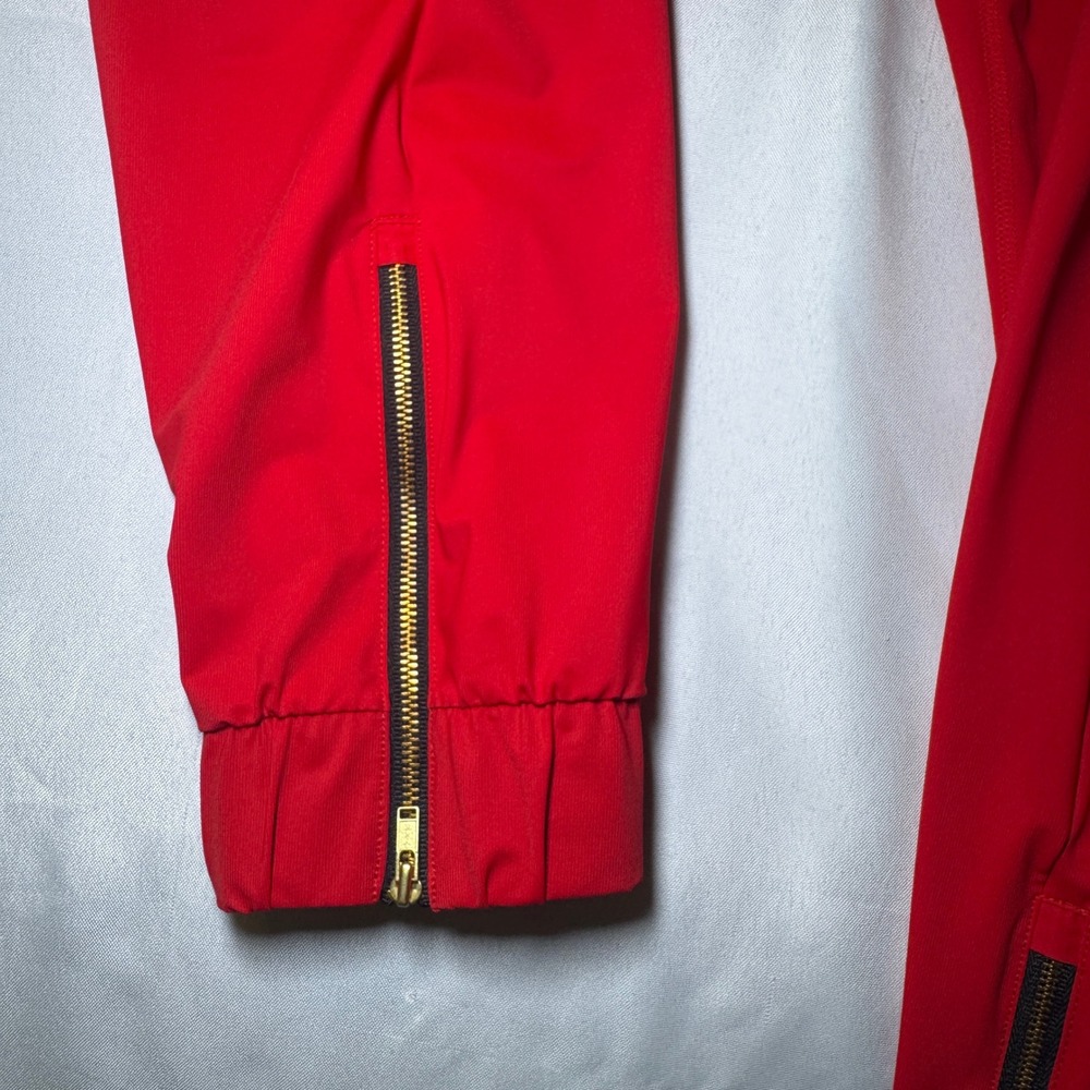 Zyia Active Red Unwind Joggers Size S Gold Ankle Zip Stretch Pants Zipper - Picture 6 of 8
